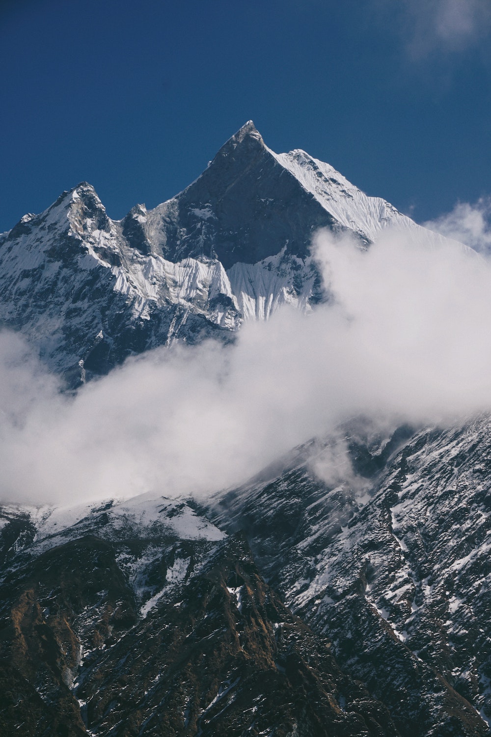 Photo credit (Himalayas): Azmi/Unsplash